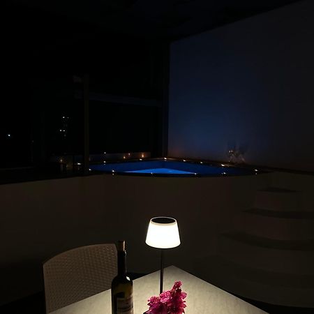 Tristhenia Aparthotel Perissa  Luaran gambar
